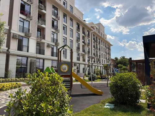 4-xonali kvartira, 123 m²