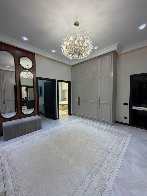 4-xonali kvartira, 137 m²