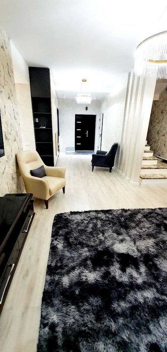 3-комнатная квартира, 90 м²