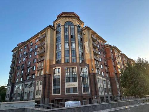 5-room apartment, 224 m²