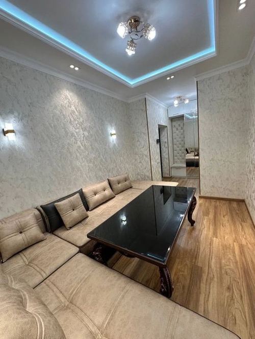2-xonali kvartira, 70 m²