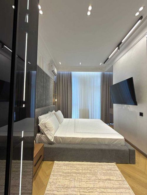 3-xonali kvartira, 120 m²