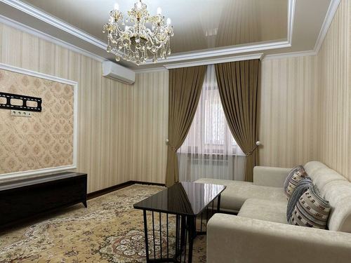 3-xonali kvartira, 104 m²