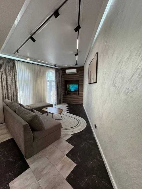 2-xonali kvartira, 78 m²