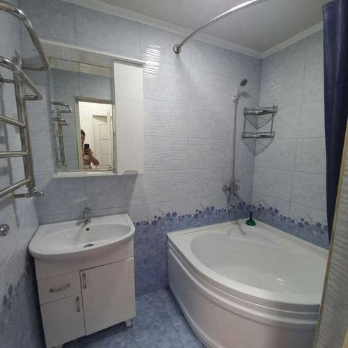 2-xonali kvartira, 64 m²