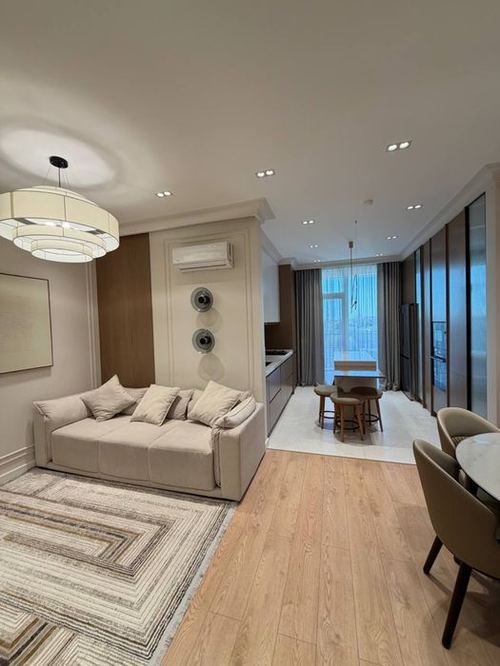 4-xonali kvartira, 130 m²