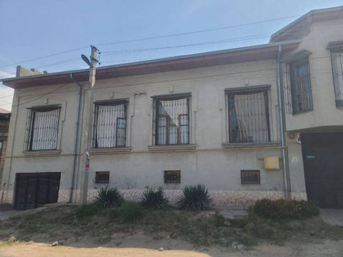 6-комнатный дом, 300 м²