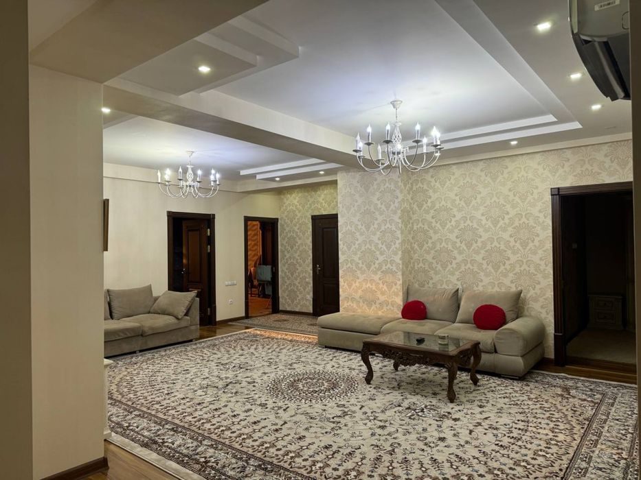 5-xonali kvartira, 210 m², Toshkent, Yunusobod tumani, ijaraga