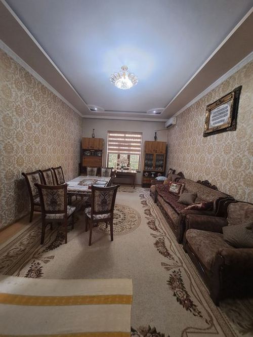 7-комнатный дом, 370 м²