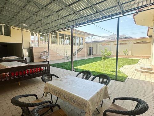 7-комнатный дом, 6000 м²