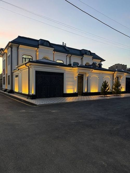 7-комнатный дом, 320 м²