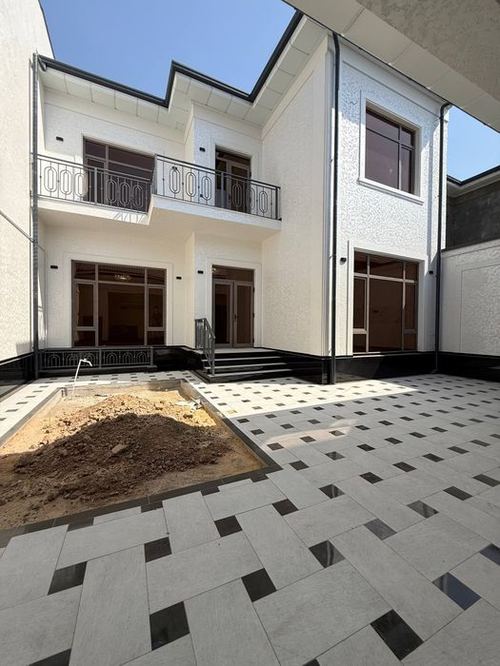 6-комнатный дом, 200 м²