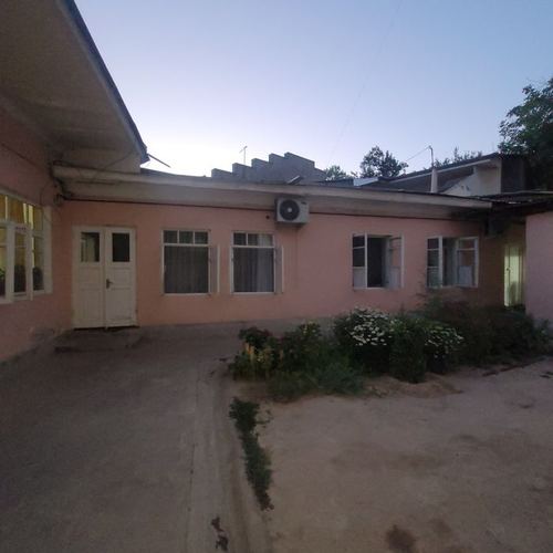 7-комнатный дом, 400 м²
