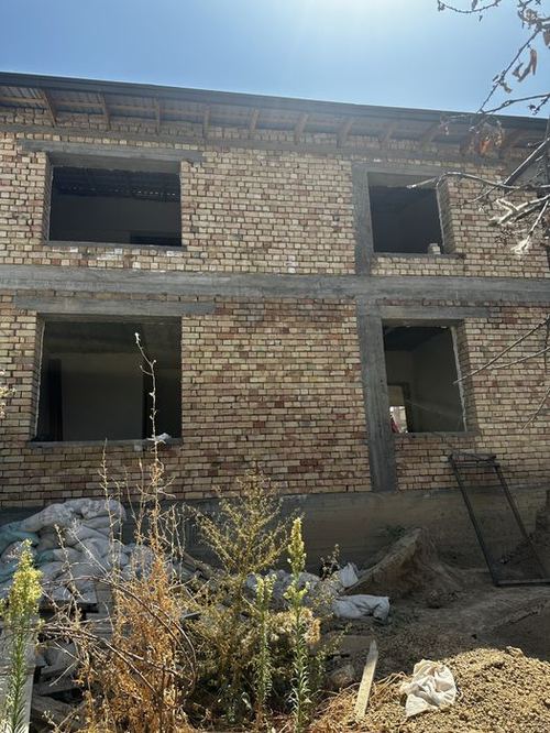 8-комнатный дом, 400 м²