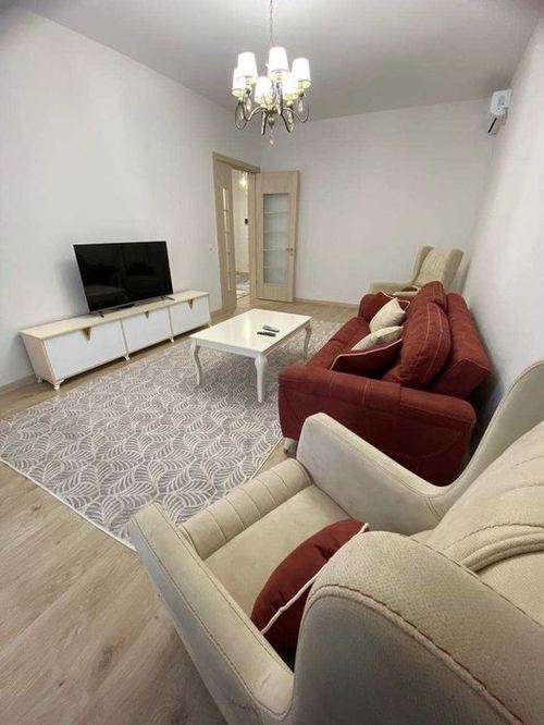 2-xonali kvartira, 70 m²