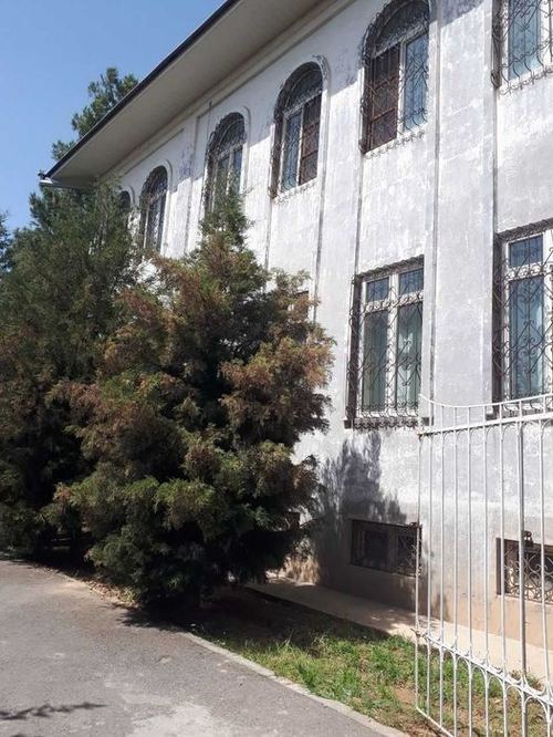 8-комнатный дом, 650 м²