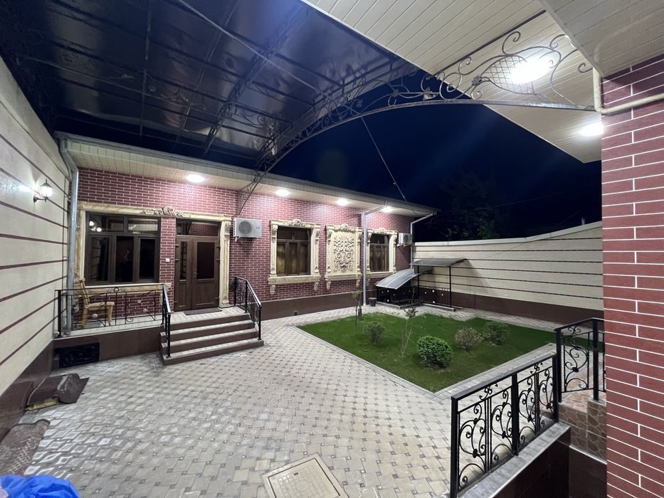 6-комнатный дом, 330 м², Ташкент, Юнусабадский район, в аренду