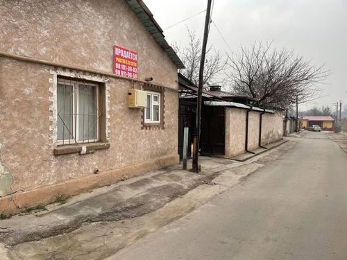 8-комнатный дом, 400 м²
