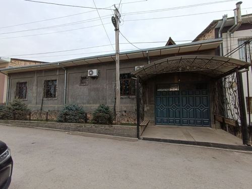 4-комнатный дом, 151.8 м²