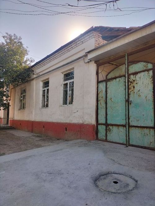 4-room house, 250 m²