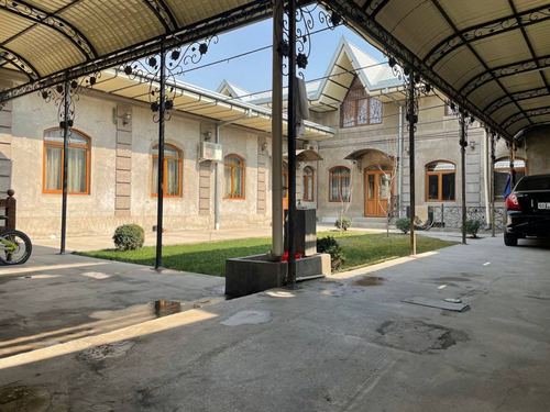 11-room house, 475 m²