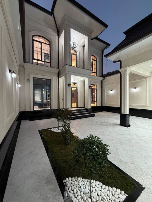 5-комнатный дом, 450 м², Ташкент, Юнусабадский район, на продажу