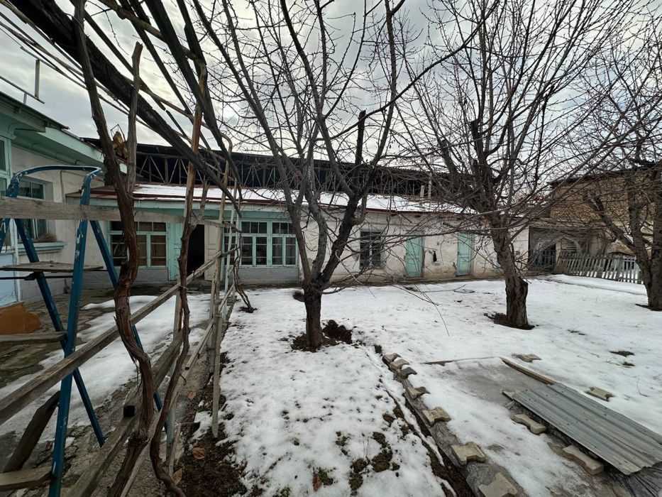 Юнусободда 4 соток ер коттедж учун жуда зор вариант