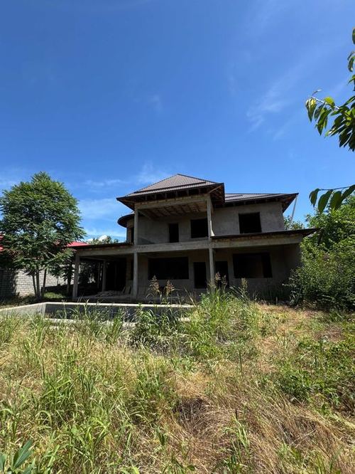 9-комнатная дача, 1000 м²