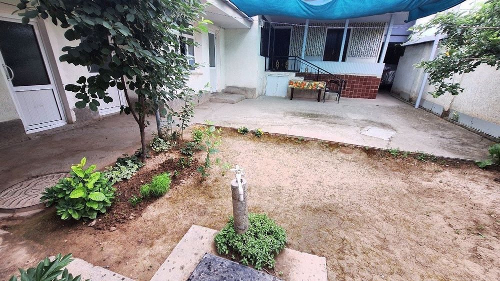 5-комнатный дом, 1100 м², Ташкент, Юнусабадский район, на продажу