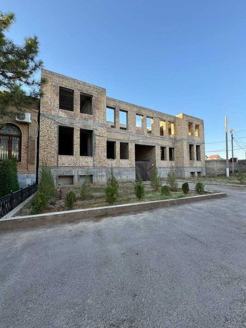 13-комнатный дом, 840 м²