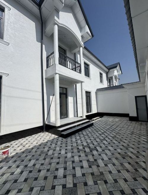 6-комнатный коттедж, 200 м²