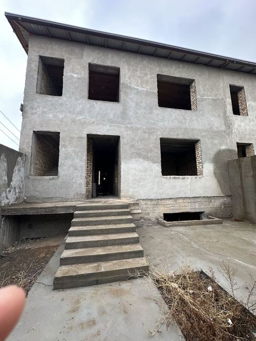 6-комнатный коттедж, 200 м²