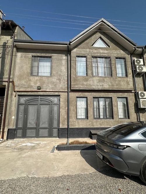 9-комнатный дом, 280 м²