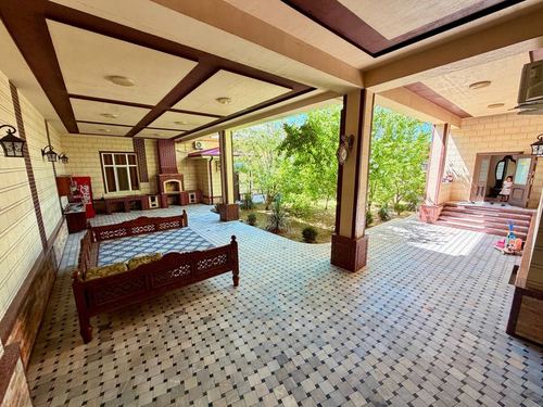 5-комнатный дом, 720 м²