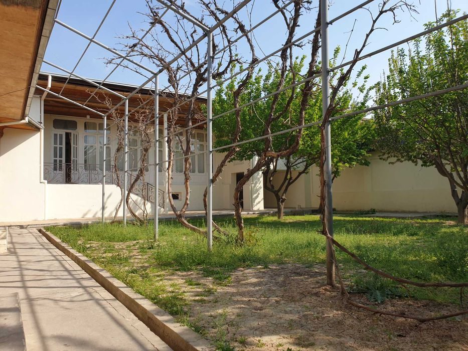 10-комнатный дом, 250 м², Ташкент, Юнусабадский район, на продажу