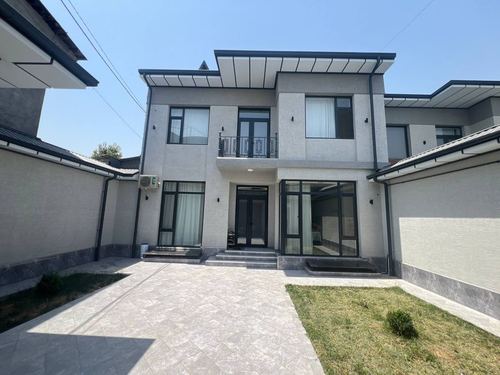 6-комнатный дом, 310 м²