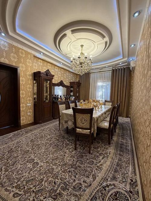 6-комнатный коттедж, 400 м²