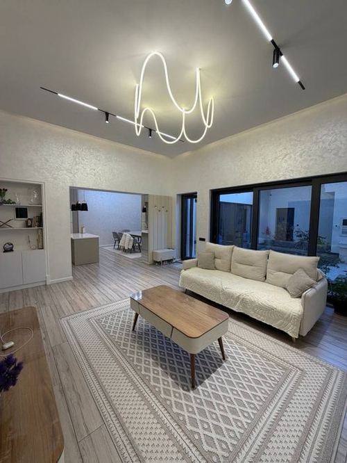 6-комнатный дом, 350 м²