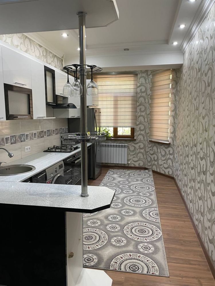 3-комнатная квартира, 110 м², Самарканд, в аренду