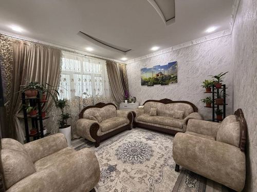 7-xonali uy, 220 m²