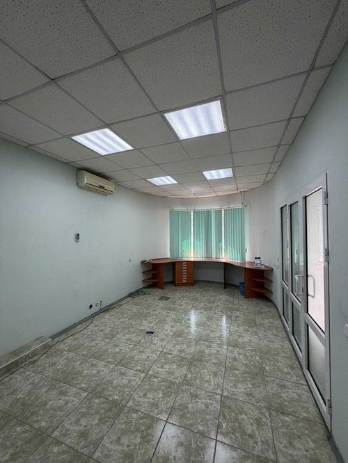 Офис в новостройке Юнусабад-4 51 м² ремонт парковка