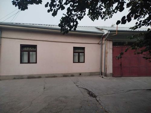 8-xonali uy, 3.28 m²