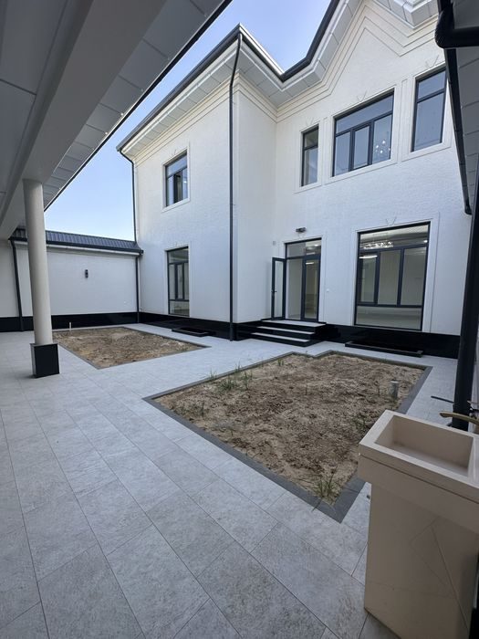 6-комнатная часть дома, 300 м², Ташкент, Юнусабадский район, на продажу