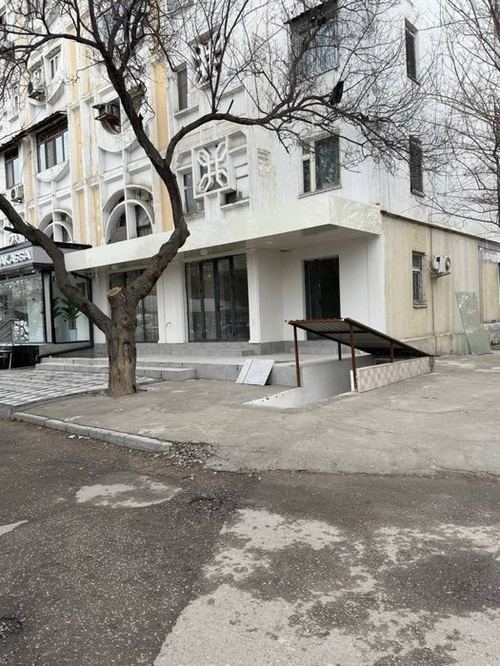 2-квартал ор: Универсам 70+30 кв.м 1-Линия