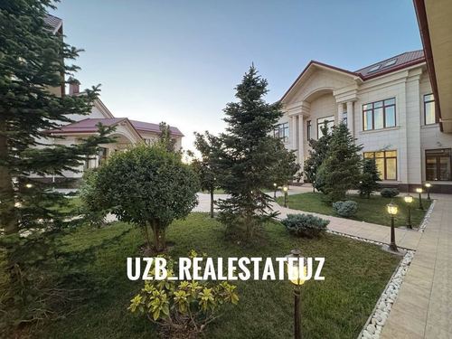 15-комнатный дом, 1800 м²