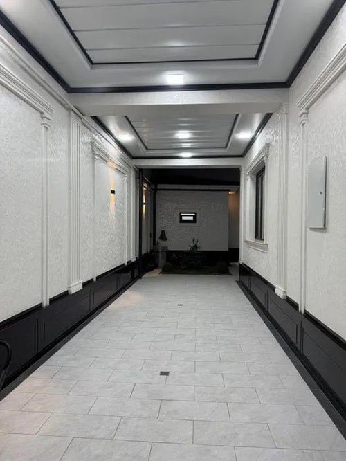 7-комнатный коттедж, 270 м²