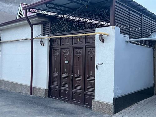 3-xonali uy, 190 m²