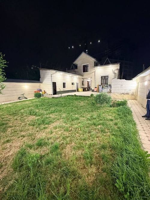 6-xonali uy, 200 m²