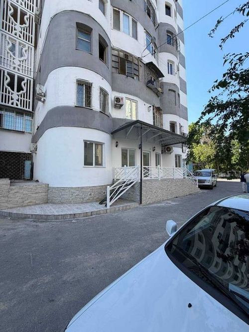 Продам ‼️110 м² на 1 линии, Юнусабад-2 (Korzinka) | 1 этаж Торг