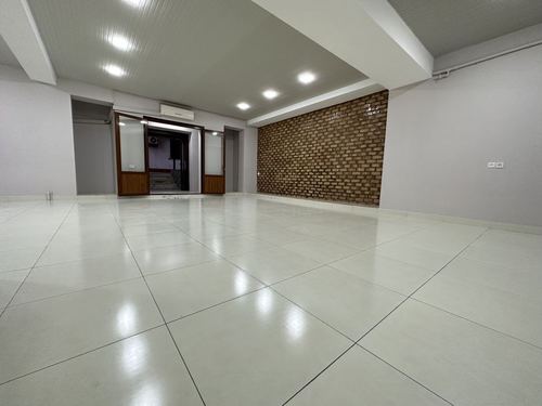 Продаётся коммерческое помещение, 76м2, цоколь